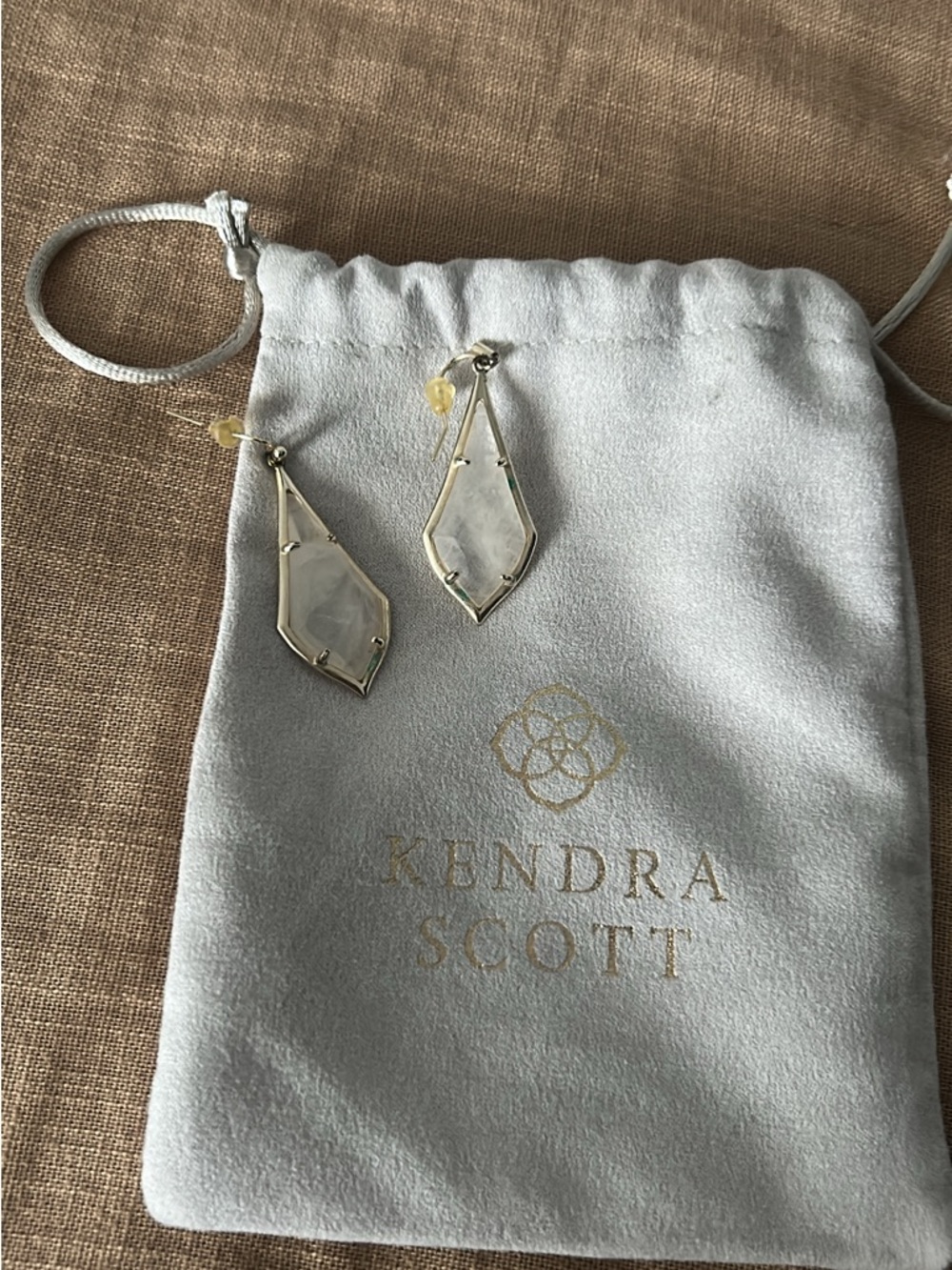 Kendra Scott Marble White and Gold Geometric Drop Earrings